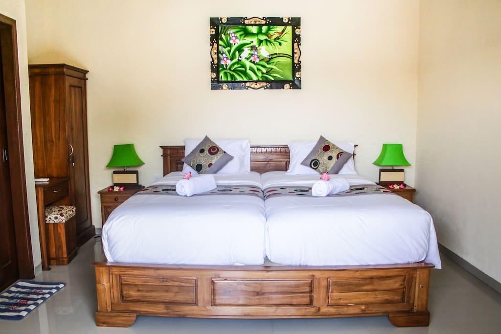 Reynold Artha Guest House Lembongan Exterior photo